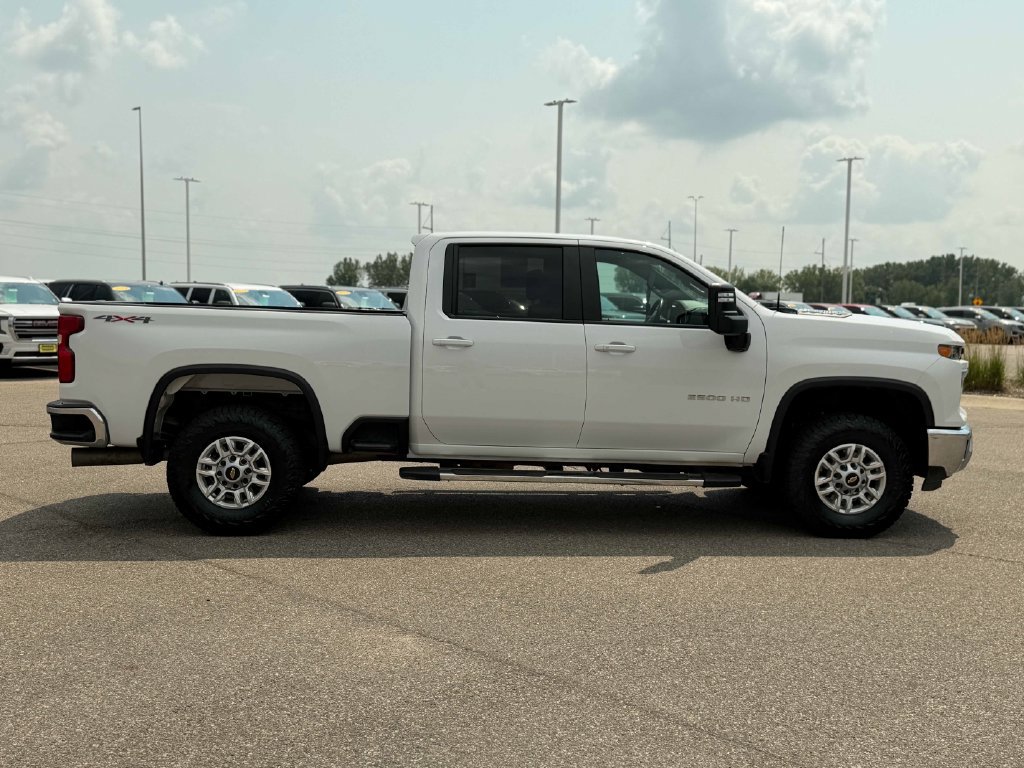 Used 2025 Chevrolet Silverado 2500 LT w/ Convenience Package AWD/4WD image 6