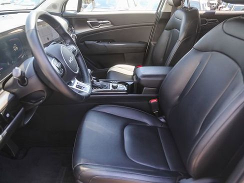 Certified 2024 Kia Sportage EX FWD image 19