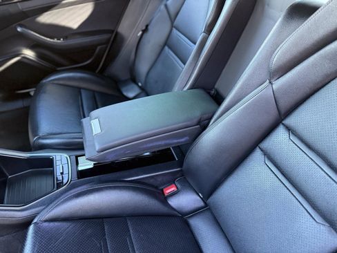 Used 2021 Porsche Panamera image 30