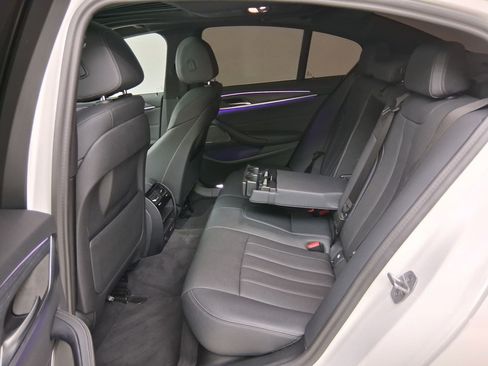 Certified 2023 BMW 530i w/ Premium Package RWD image 24