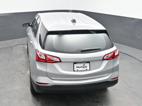 Used 2021 Chevrolet Equinox LS AWD/4WD image 37