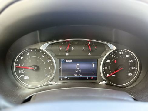 Used 2024 GMC Terrain SLE FWD image 17