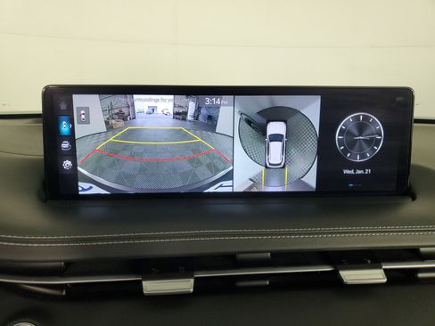 Used 2023 Genesis GV70 2.5T w/ Sport Prestige Package image 22