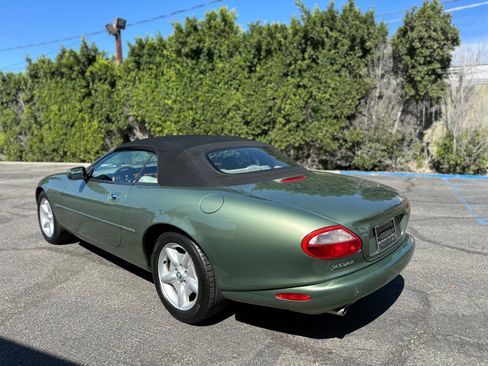 Used 1999 Jaguar XK8 Convertible RWD image 15