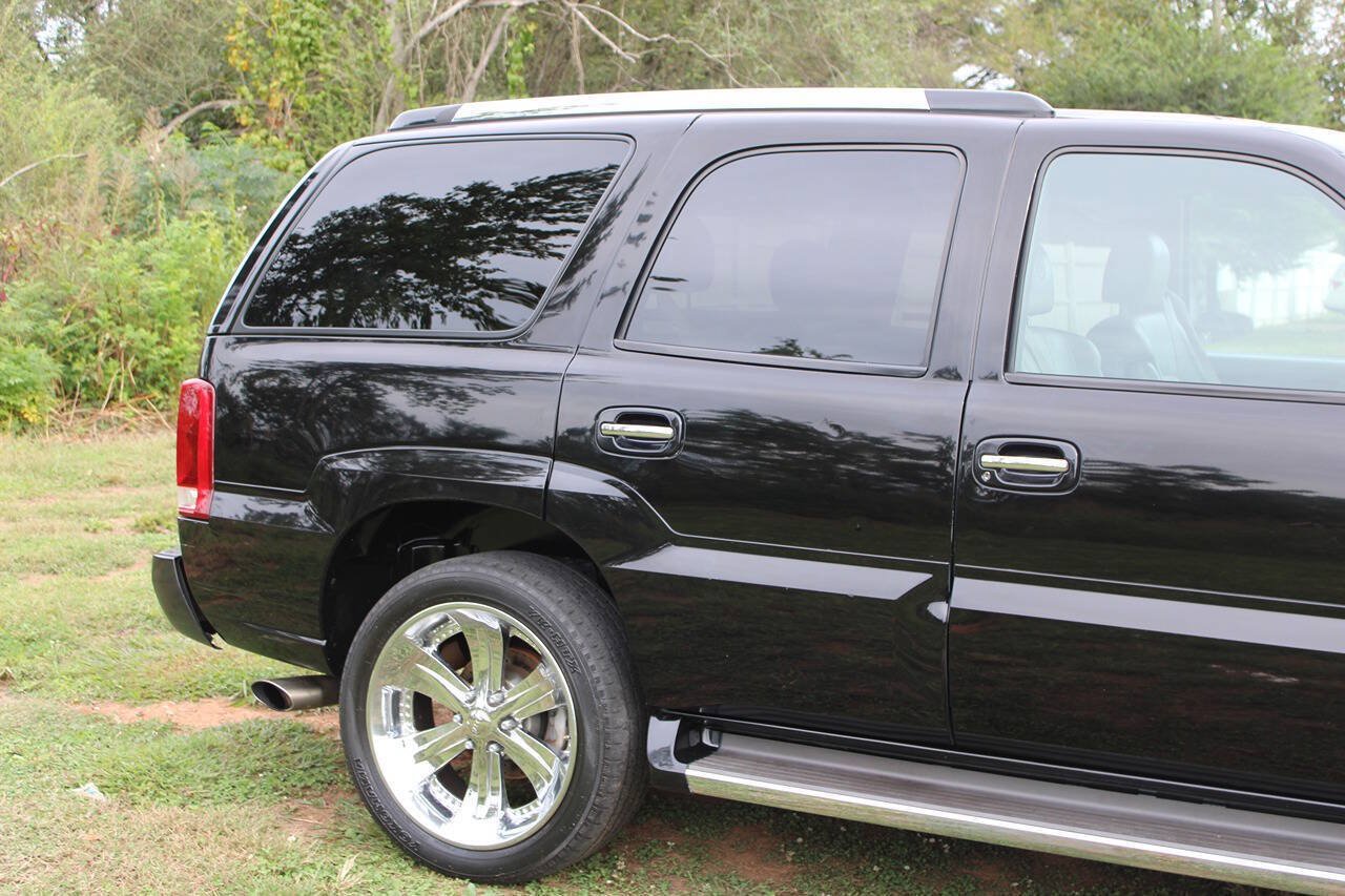 Used 2002 Cadillac Escalade AWD image 5