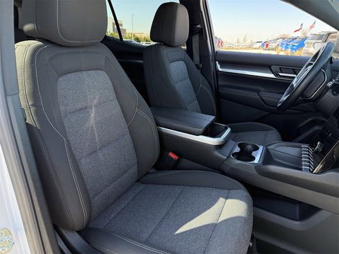 Used 2025 GMC Terrain Elevation image 24