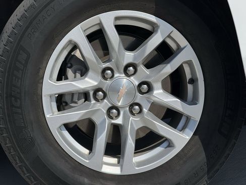 Used 2023 Chevrolet Tahoe LS image 9