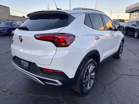 Certified 2022 Buick Encore GX Select image 11