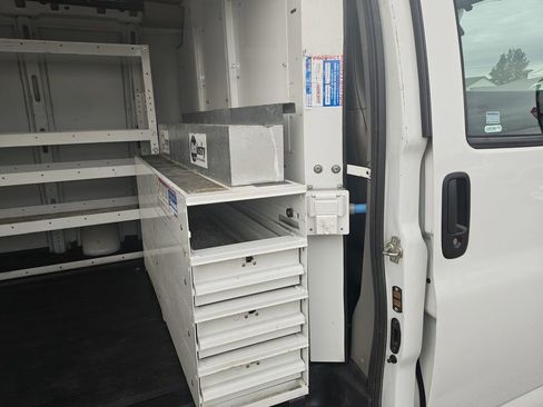 Used 2019 Chevrolet Express 3500 w/ Driver Convenience Package image 3