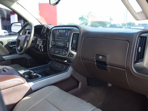 Used 2016 Chevrolet Silverado 1500 LTZ Z71 AWD/4WD image 14