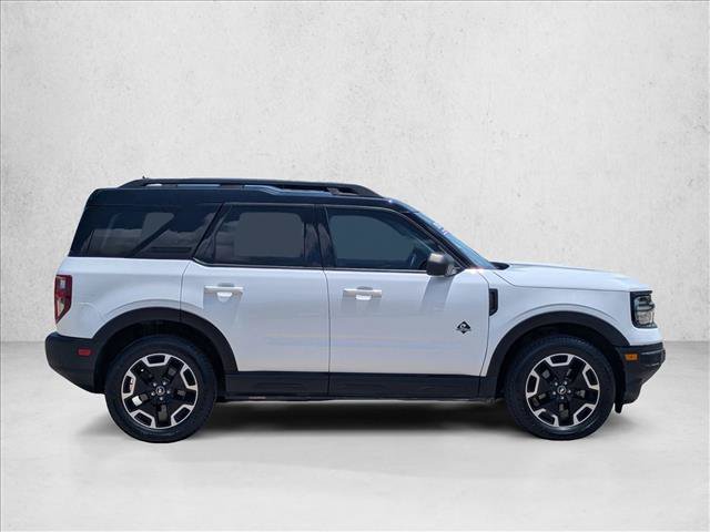 Used 2023 Ford Bronco Sport Outer Banks w/ Tech Package AWD/4WD image 4