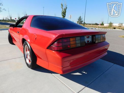 Used 1992 Chevrolet Camaro RS image 40