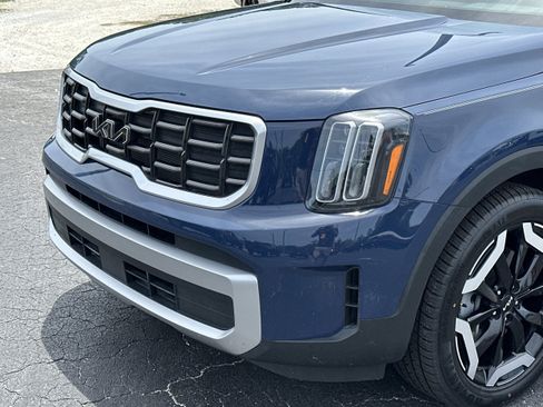Used 2023 Kia Telluride S AWD/4WD image 10