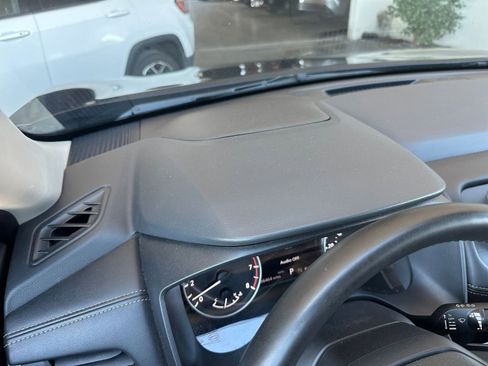 Used 2025 Nissan Rogue SV AWD/4WD image 36