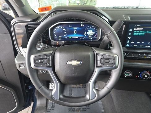 Used 2023 Chevrolet Silverado 1500 LT image 26
