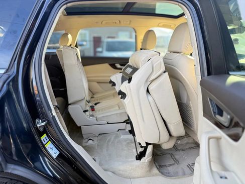 Used 2017 Audi Q7 3.0T Premium Plus AWD/4WD image 28
