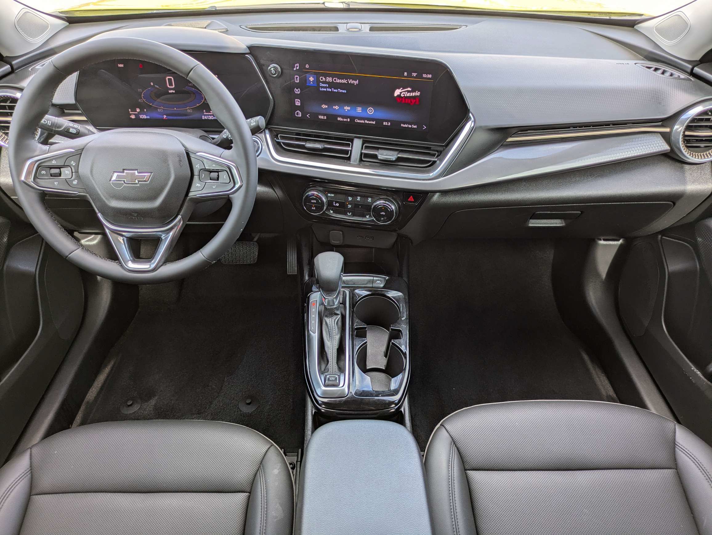 Used 2025 Chevrolet Trax ACTIV w/ Driver Confidence Package FWD image 15