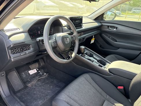 Used 2025 Honda Accord LX image 2