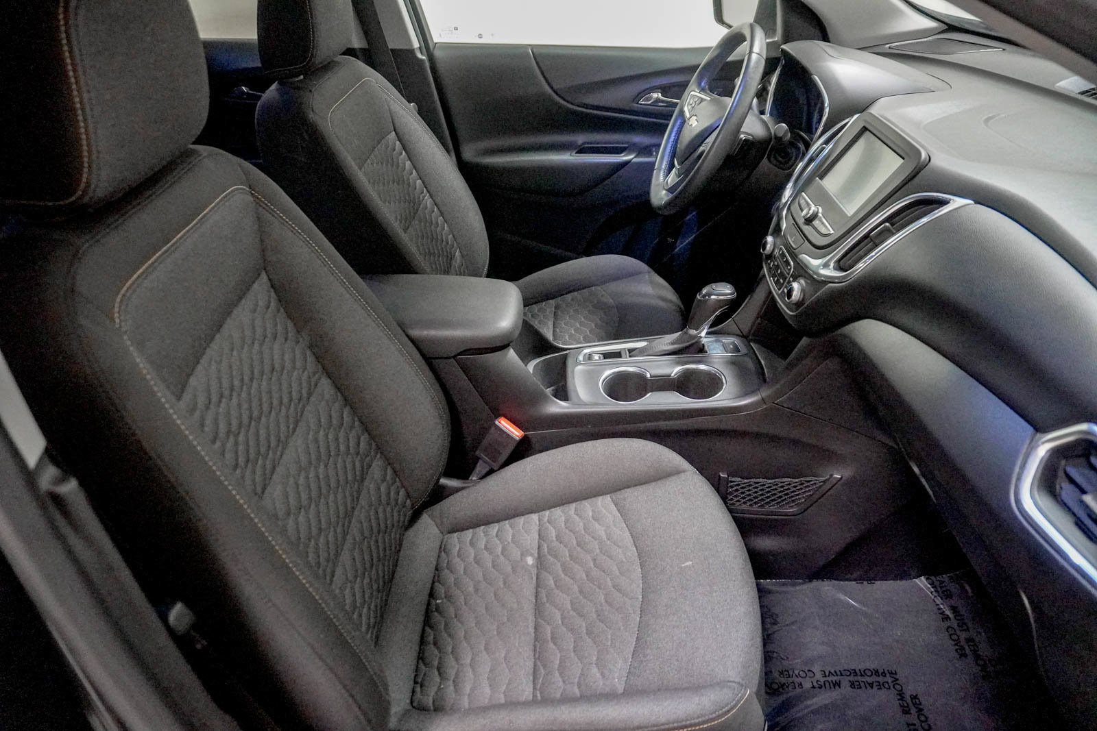 Used 2018 Chevrolet Equinox LT AWD/4WD image 29