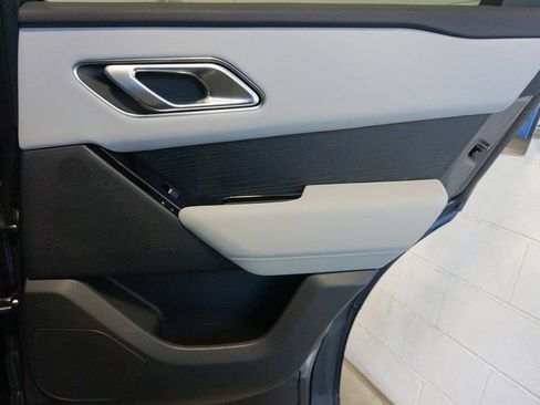 Used 2025 Land Rover Range Rover Velar Dynamic SE image 24