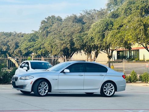 Used 2011 BMW 535i 535i 4dr Sedan image 4