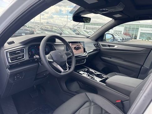 New 2026 Volkswagen Atlas Cross Sport SE AWD/4WD image 13