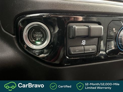 Used 2024 GMC Sierra 1500 Elevation AWD/4WD image 35