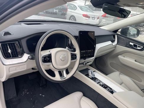 New 2026 Volvo XC60 B5 Ultra w/ Climate Package image 10