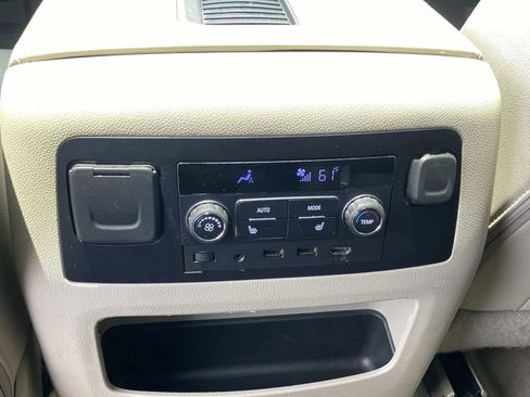 Used 2019 GMC Yukon Denali w/ Denali Ultimate Package AWD/4WD image 13