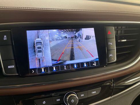 Certified 2021 Buick Enclave Avenir w/ Avenir Technology Package image 10