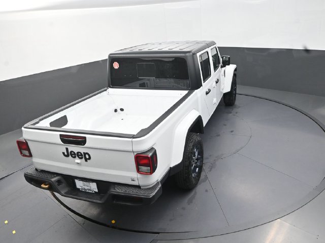 New 2026 Jeep Gladiator Sport AWD/4WD image 16