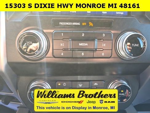 Used 2020 Ford F150 Platinum w/ Equipment Group 701A Luxury image 23