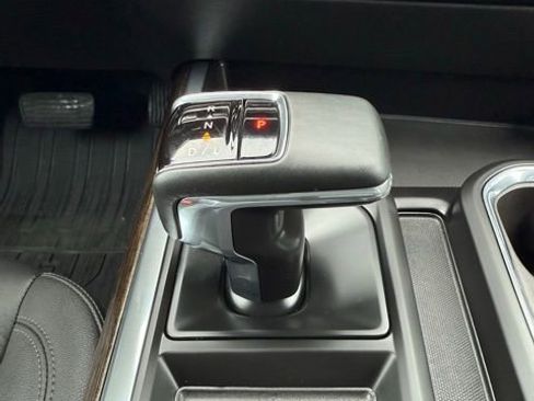 Used 2025 GMC Sierra 1500 Elevation w/ Elevation Premium Package image 31