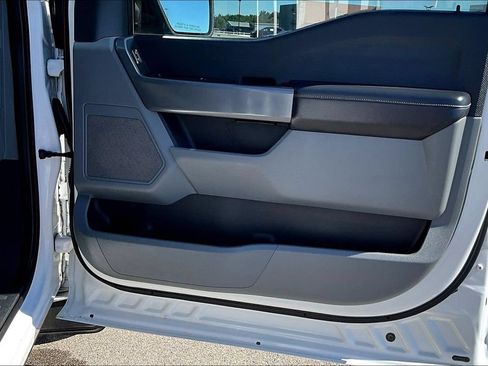 Used 2021 Ford F150 XLT AWD/4WD image 19