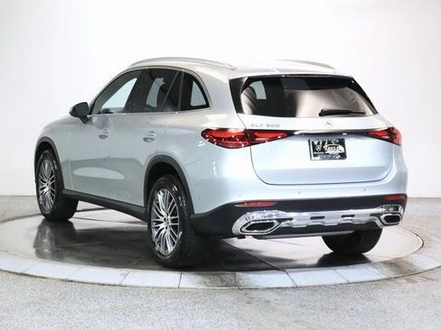 Certified 2025 Mercedes-Benz GLC 300 4MATIC image 2