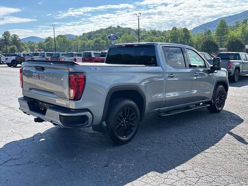 Used 2025 GMC Sierra 1500 Elevation w/ X31 Off-Road Package AWD/4WD image 8