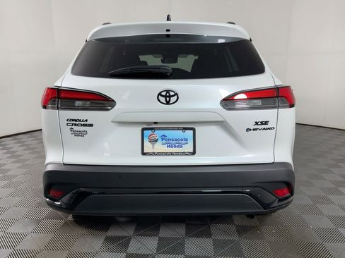 Used 2025 Toyota Corolla Cross AWD Hybrid image 7