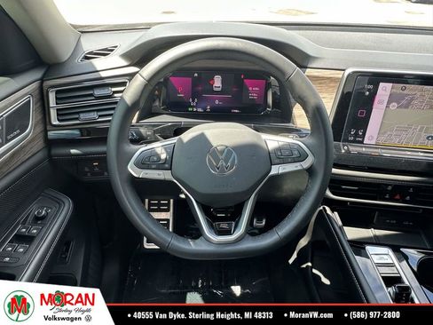 Used 2024 Volkswagen Atlas SEL Premium R-Line AWD/4WD image 17
