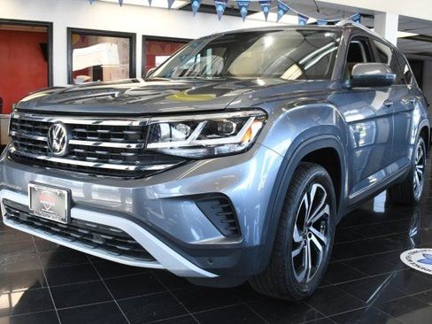 Used 2023 Volkswagen Atlas SEL AWD/4WD image 1