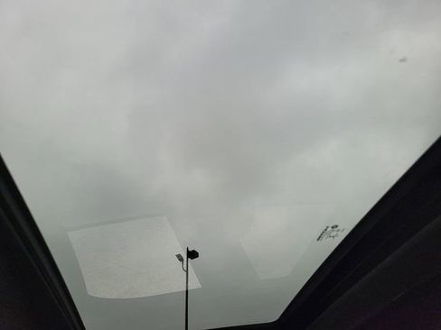 New 2026 Jeep Grand Cherokee L Laredo image 16