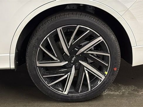 New 2026 Lincoln Aviator Black Label w/ Black Label Special Edition image 4