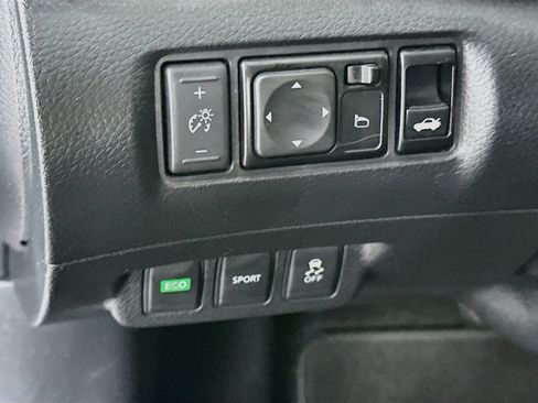 Used 2016 Nissan Sentra S FWD image 16