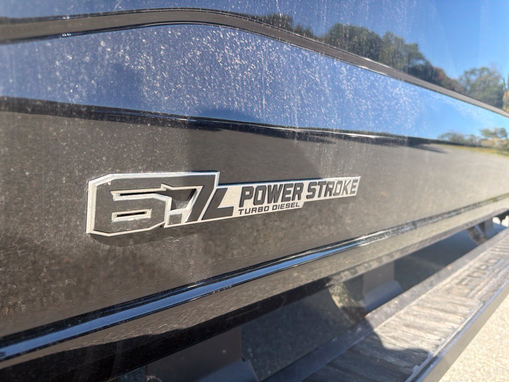 Used 2025 Ford F250 Lariat w/ Lariat Ultimate Package AWD/4WD image 5