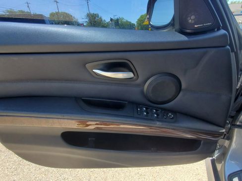 Used 2011 BMW 335i xDrive Sedan image 11