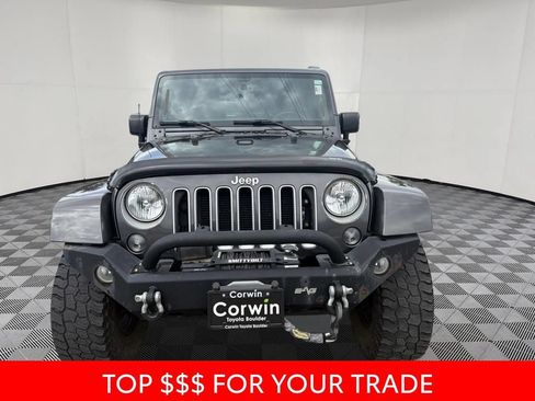 Used 2016 Jeep Wrangler Unlimited Sahara w/ Connectivity Group AWD/4WD image 2