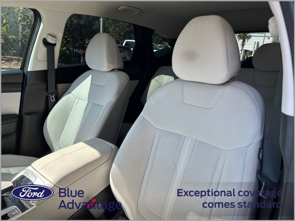 Used 2025 Hyundai Tucson SEL FWD image 11