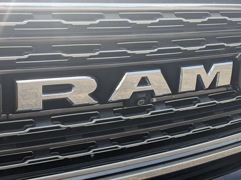 Used 2019 RAM 1500 Limited AWD/4WD image 9