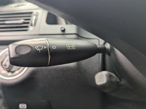 Used 2009 Mercedes-Benz C 350 Sport image 27