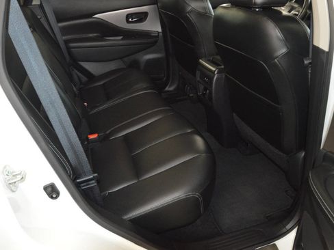 Used 2023 Nissan Murano SV w/ SV Midnight Edition Package image 13