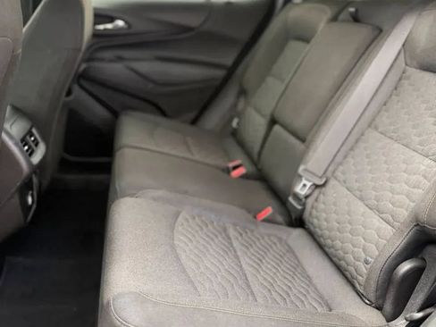 Used 2018 Chevrolet Equinox LT AWD/4WD image 18